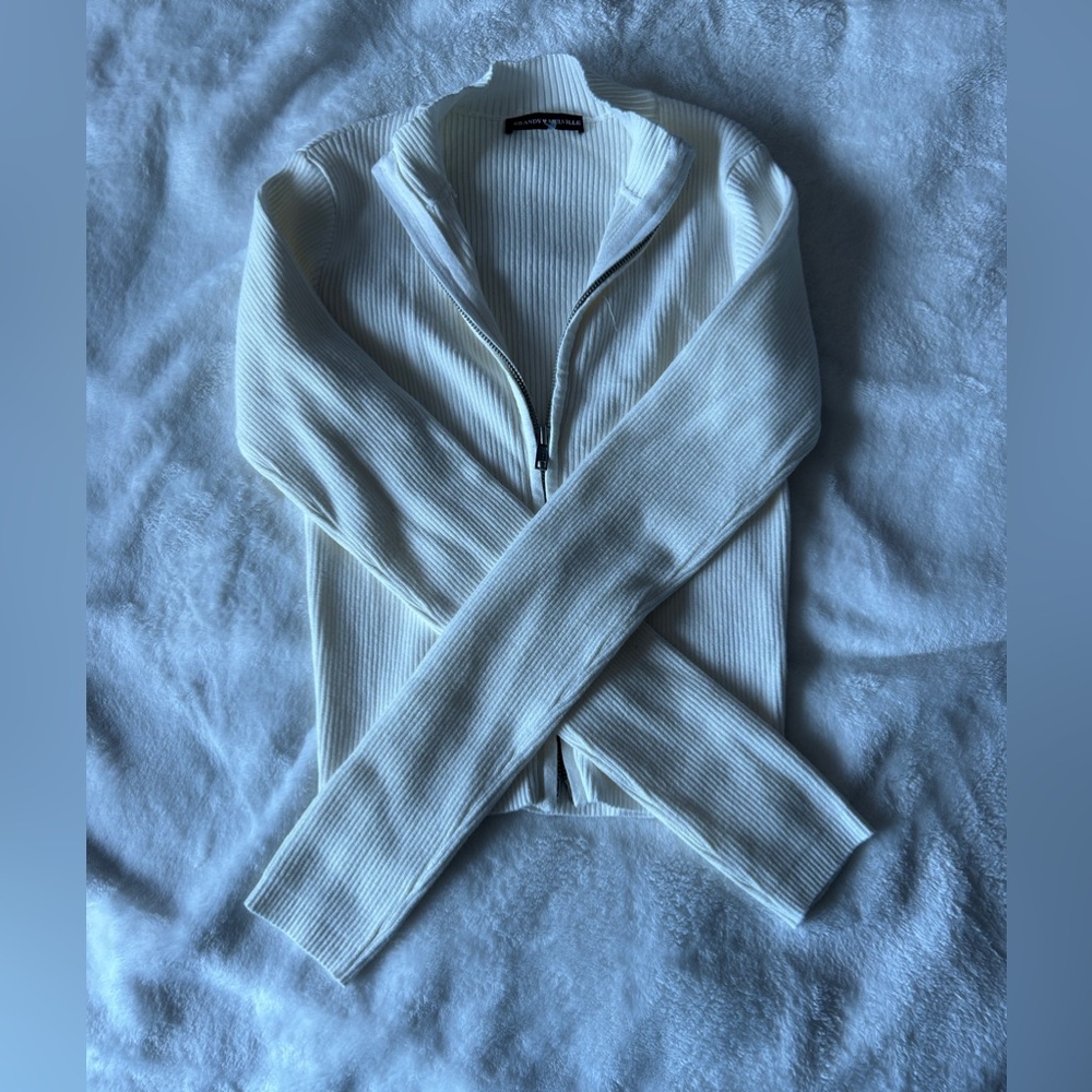 Brandy Melville White Zip Up